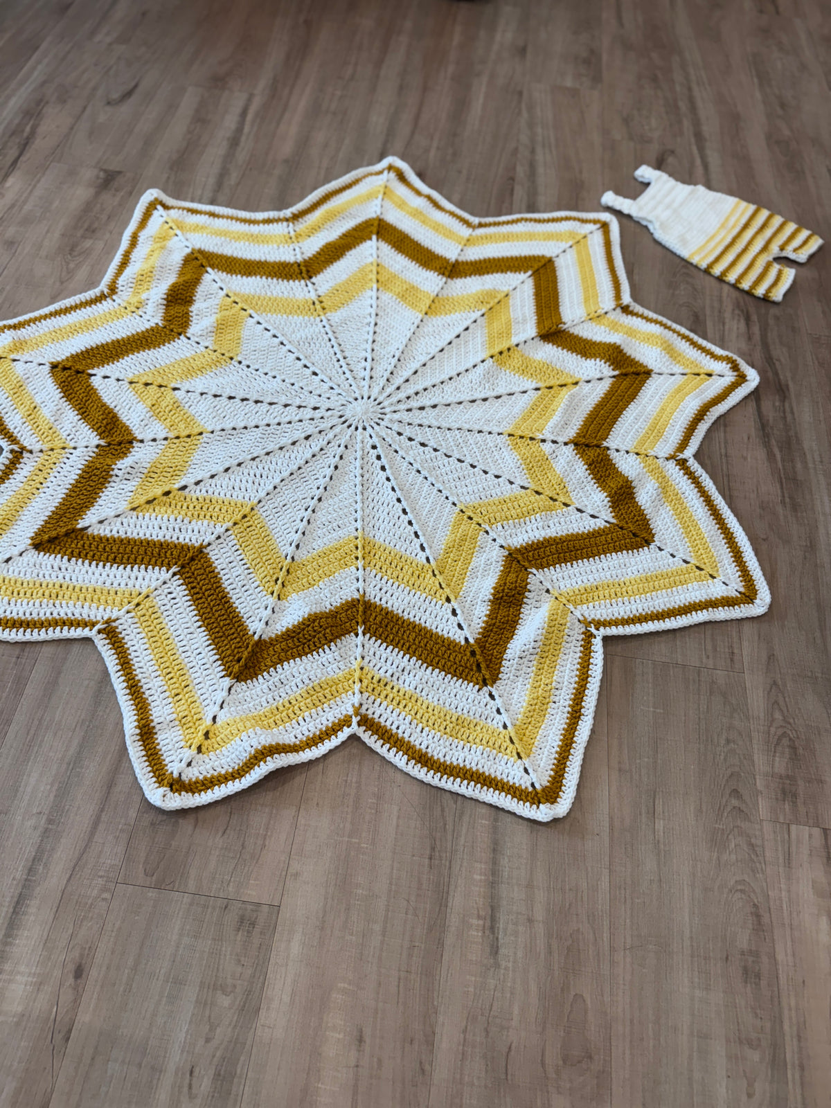 Golden Star Keepsake Set