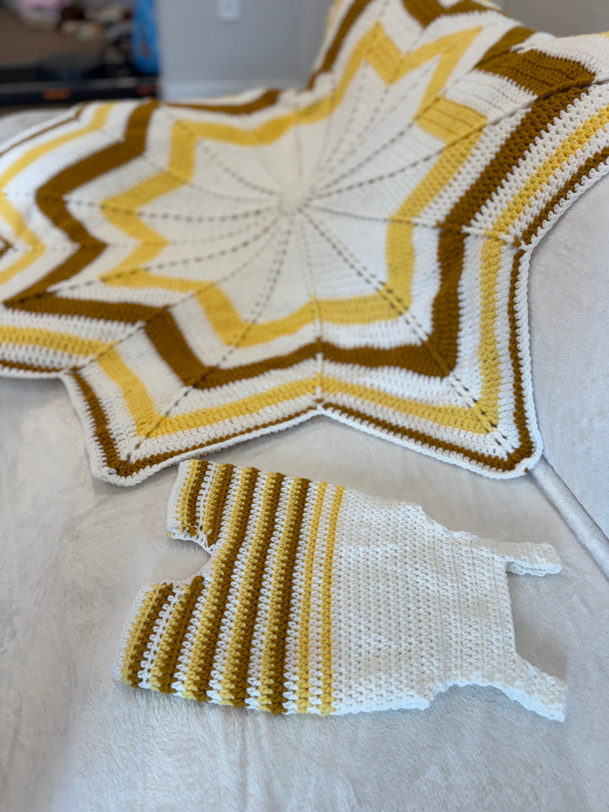 Golden Star Keepsake Set